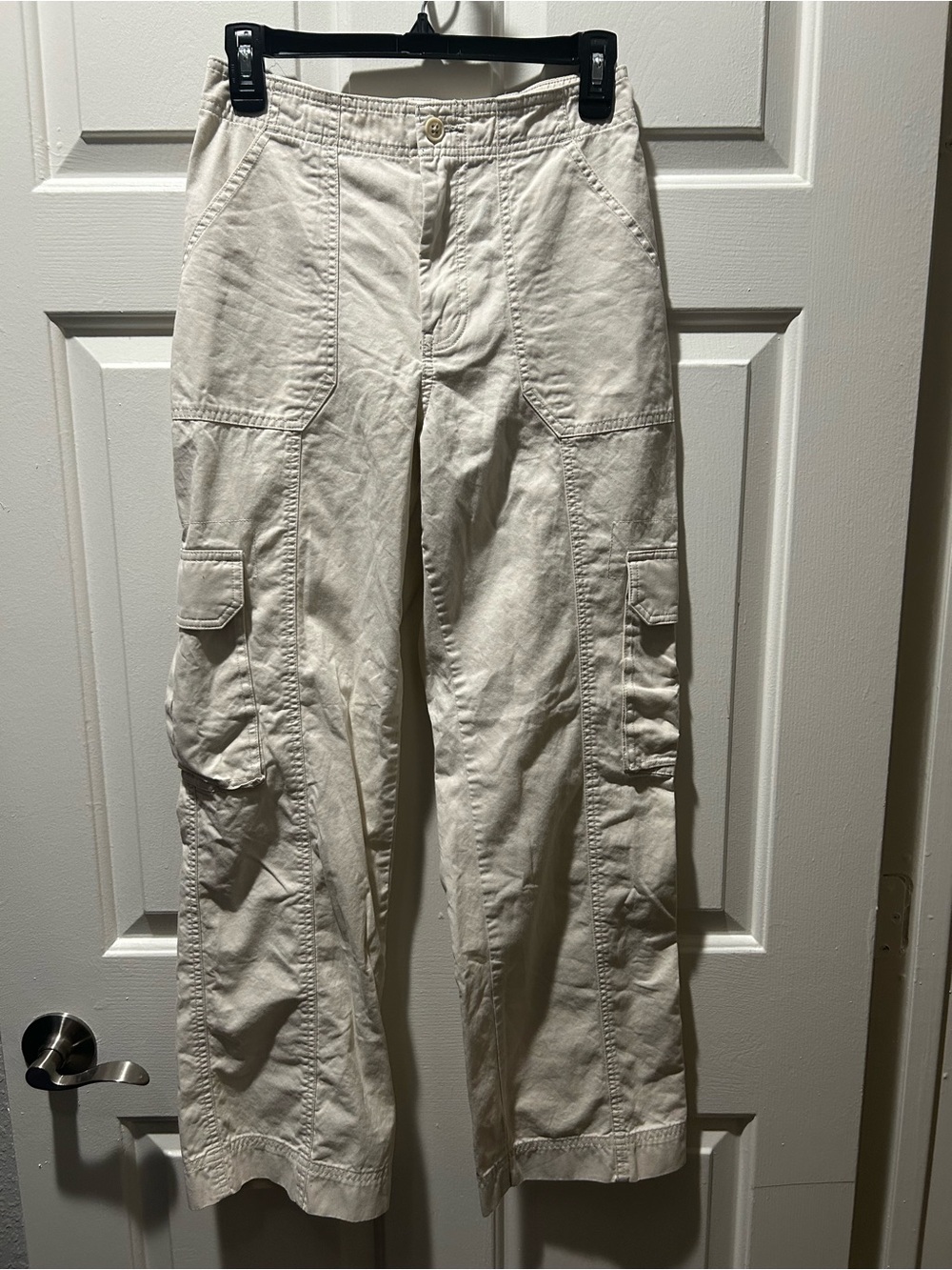 Abercrombie & Fitch Curve Love Cargo Pants in Cream Waist 26 Size 2 Regular
